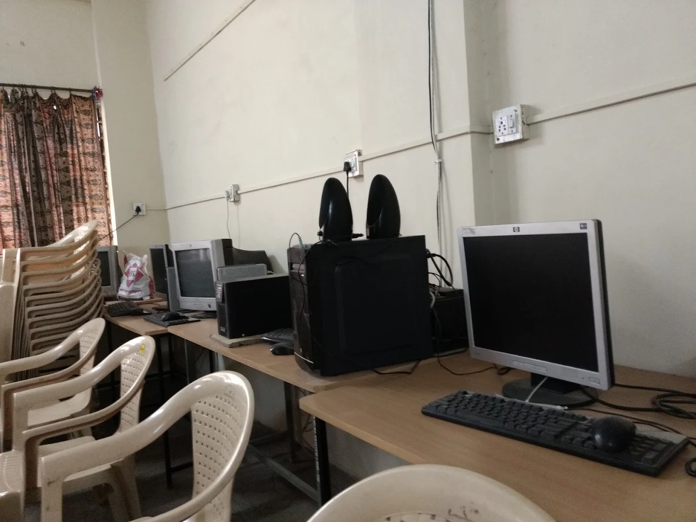 Ideal English School — Narayan Peth campus