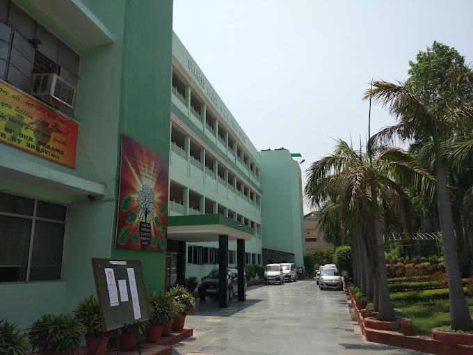 Shaheed Rajpal DAV Public School — Anand Vihar campus