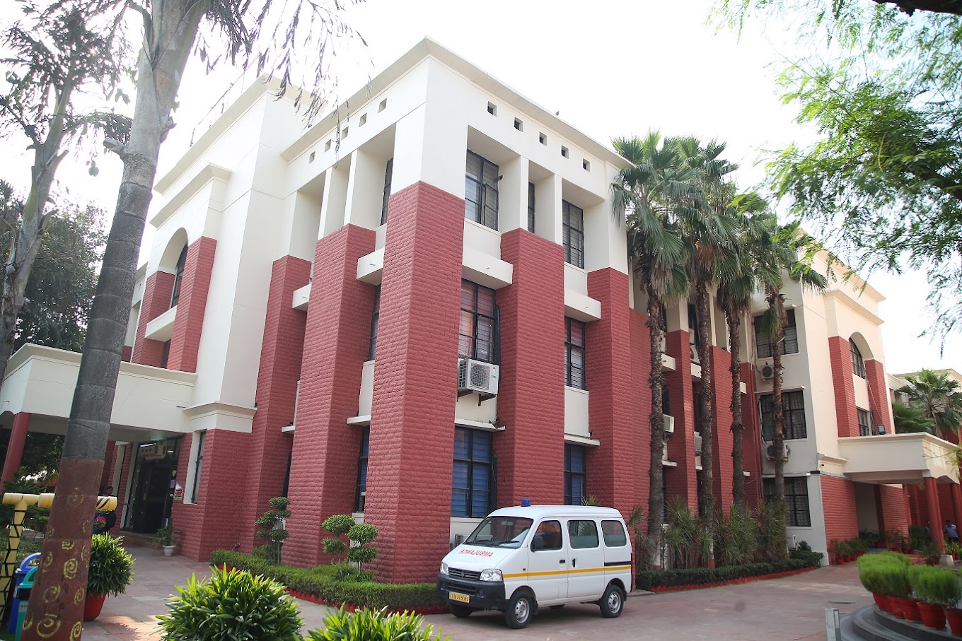Kangaroo Kids — Sector 34 campus