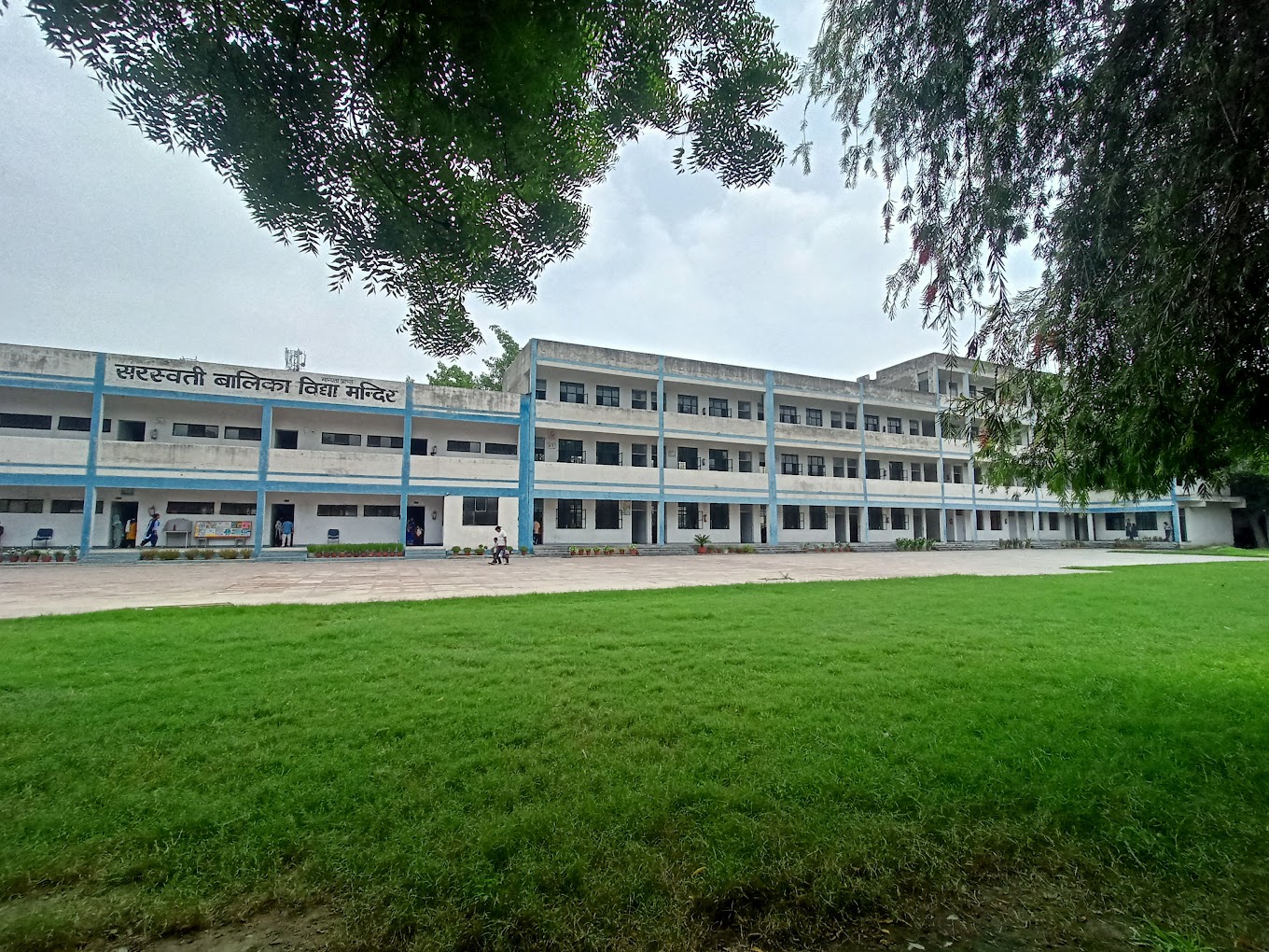 Saraswati Balika Vidya Mandir School — Sector 31 campus