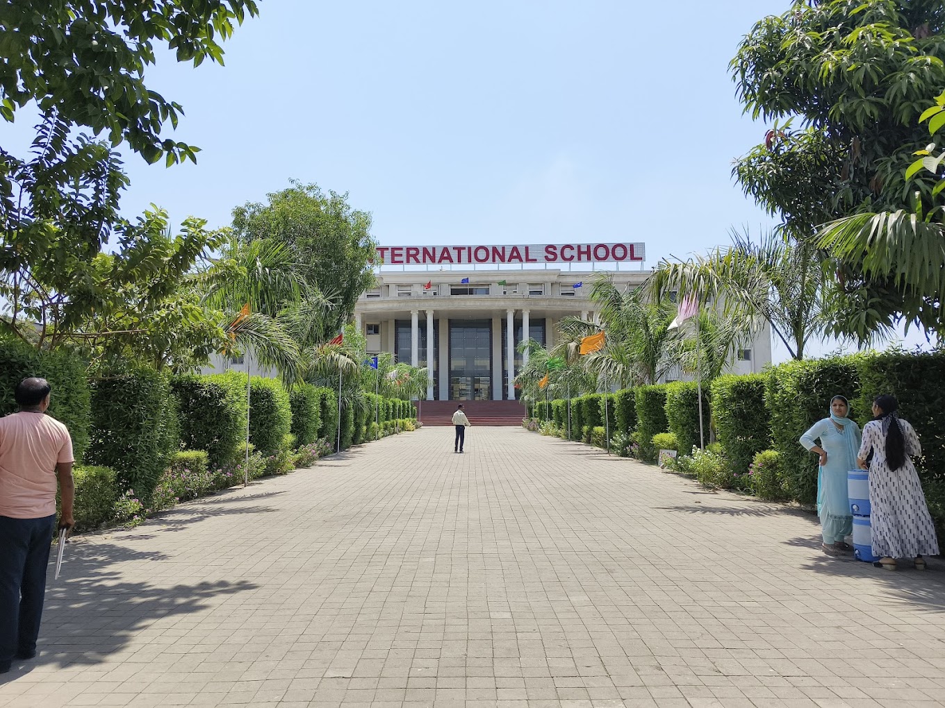 SDJ International School campus