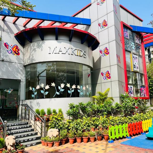 Max Kids campus