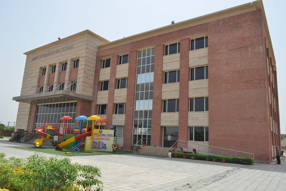 Amity International School — Vrindavan Colony campus