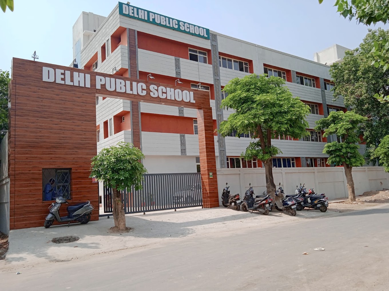 Delhi Public School — Amrapali Yojna campus