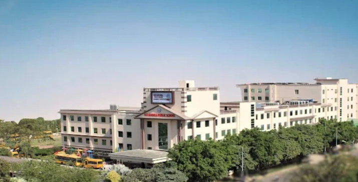 GD Goenka Public School campus