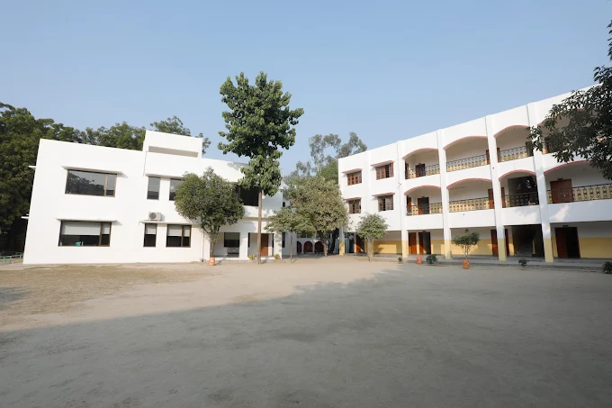 Greenfields School — Rajajipuram campus