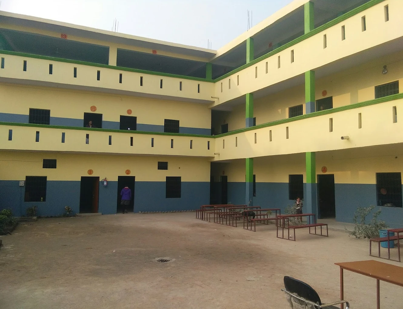 Loyal Public Inter College — Preeti Nagar campus