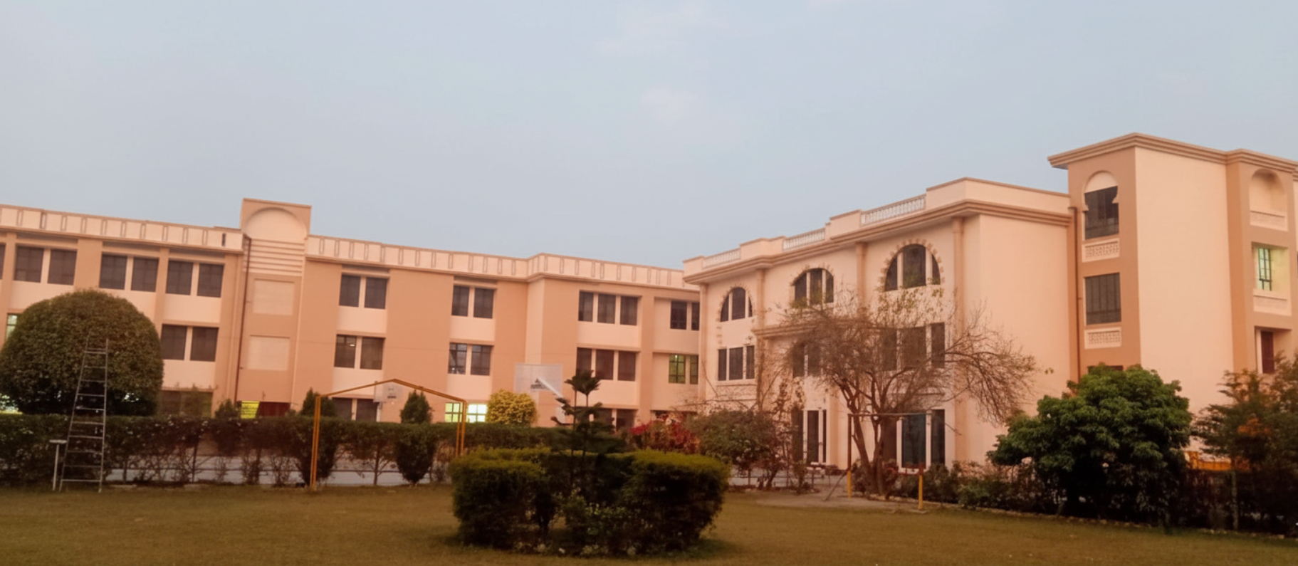 Maulana Azad Girls School — Mahipatmau campus