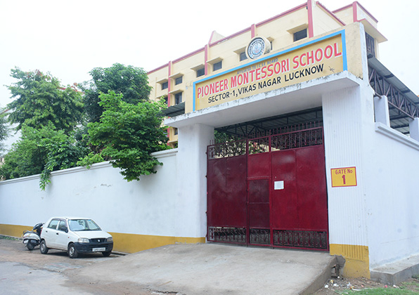 Pioneer Montessori School campus