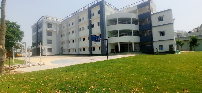 Siddhant World School — Gomti Nagar campus