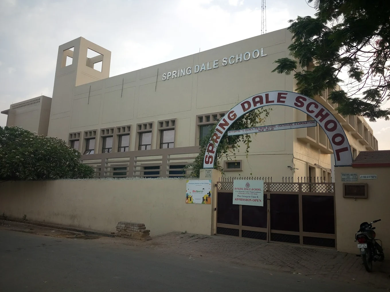 Spring Dale School — Gomti Nagar campus