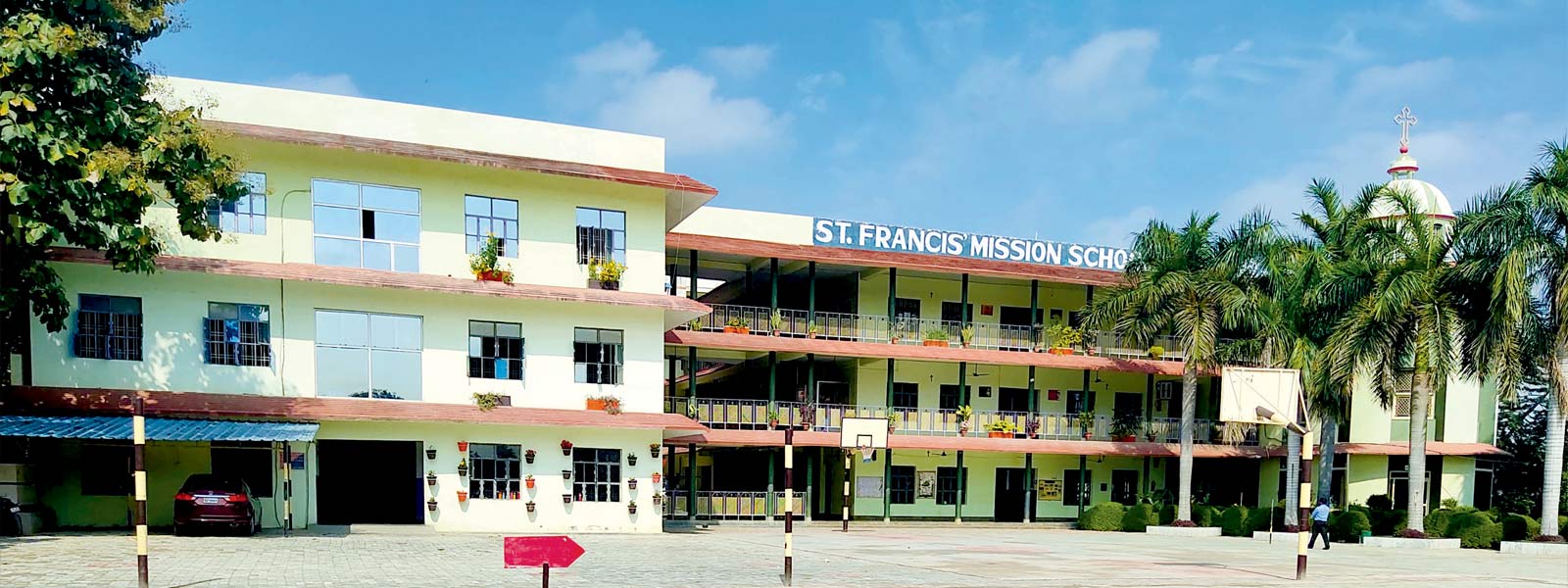 St Francis' Mission School — Telibagh campus