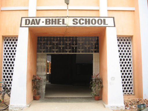 D.A.V. Bhel School campus