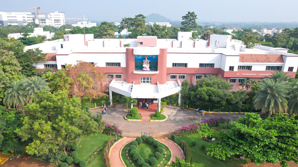 Shrishti Vidyashram Sr. Sec. School campus