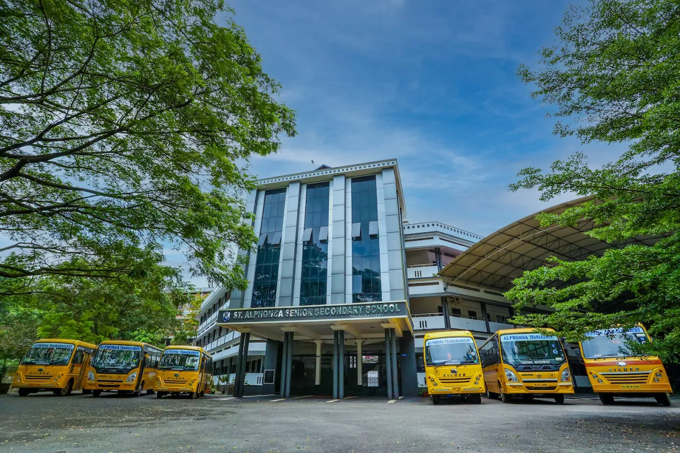 Alphonsa English Medium School campus