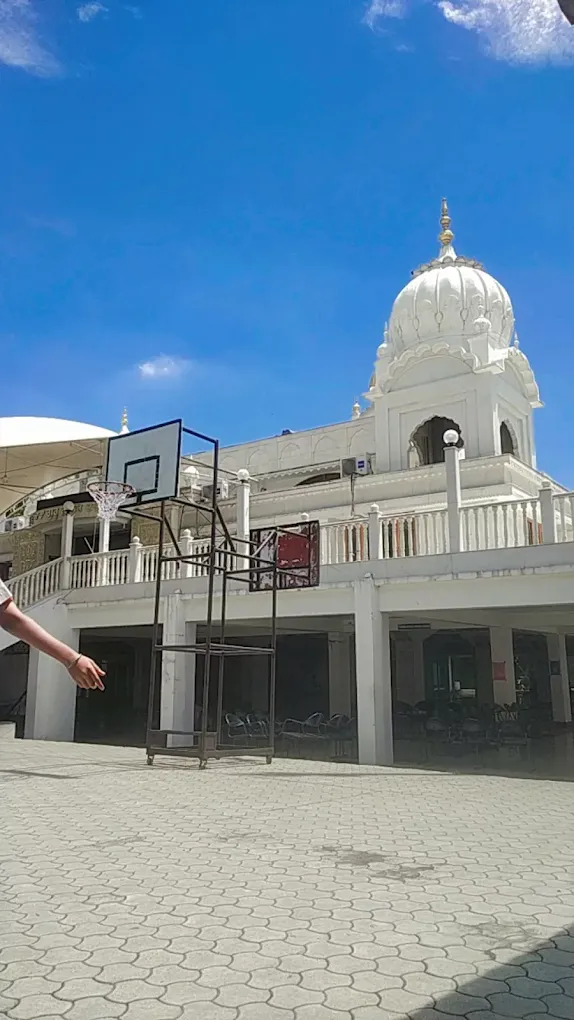Guru Nanak Public School — Camp campus