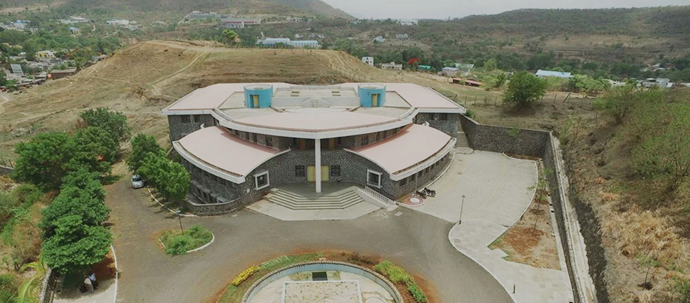Rani laxmibai Mulinchi Sainiki Shala campus