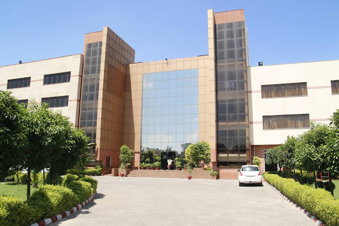 Apeejay Svran Global School — Sector 21D campus