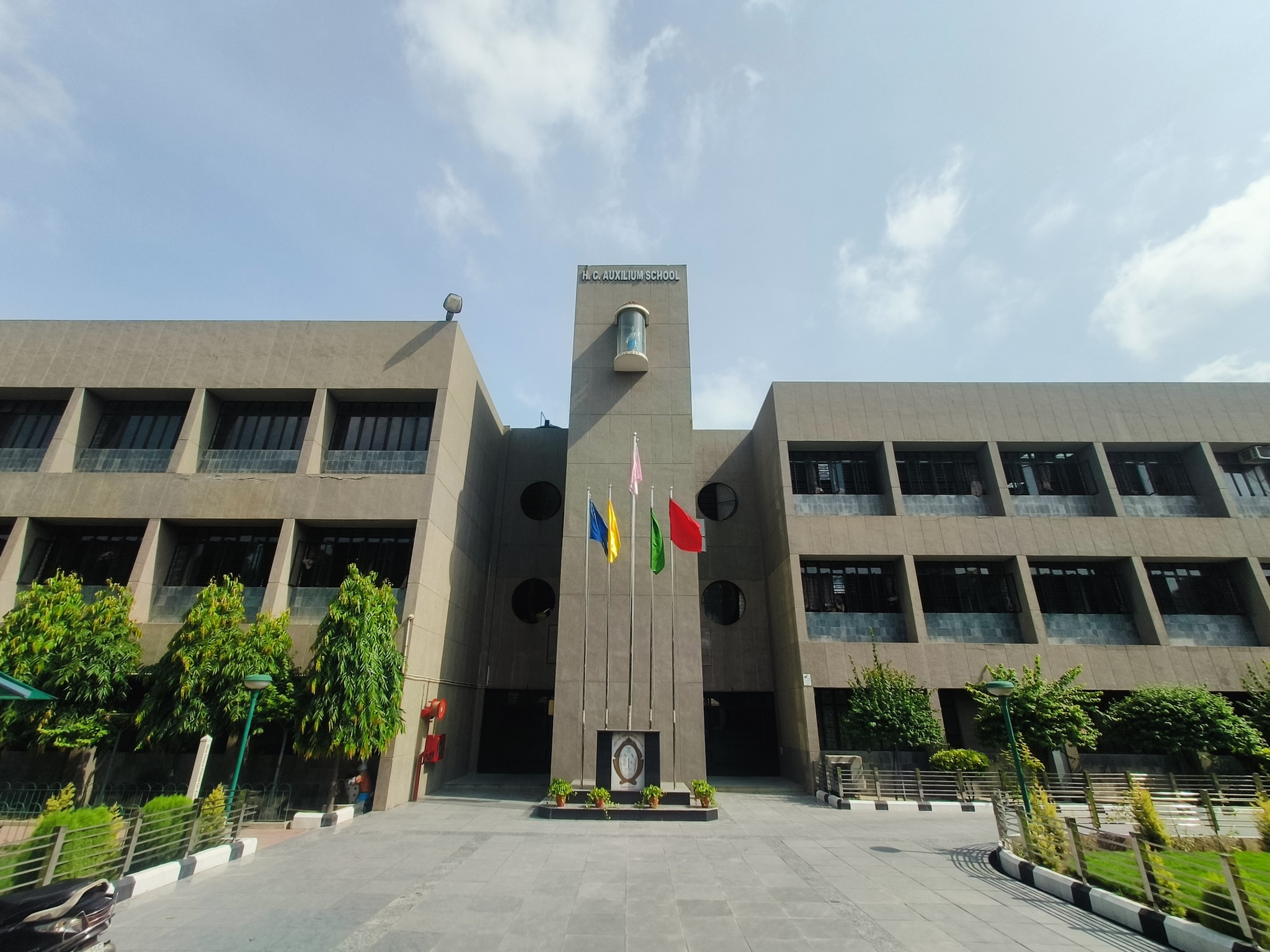 Holy Child Auxilium School — Vasant Vihar campus