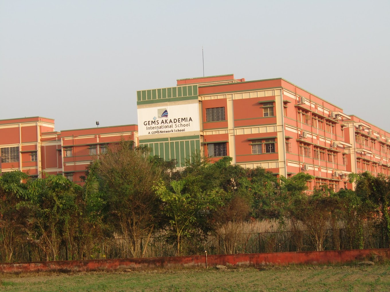 GEMS Akademia International School campus