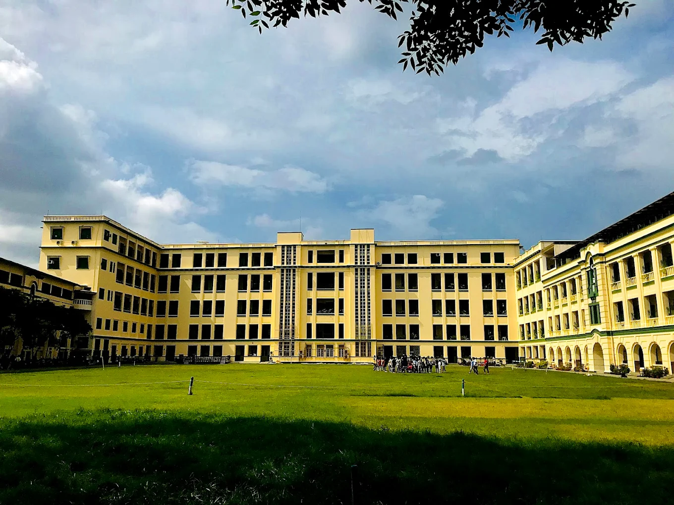 St. Xavier’s Collegiate School — Park Street campus