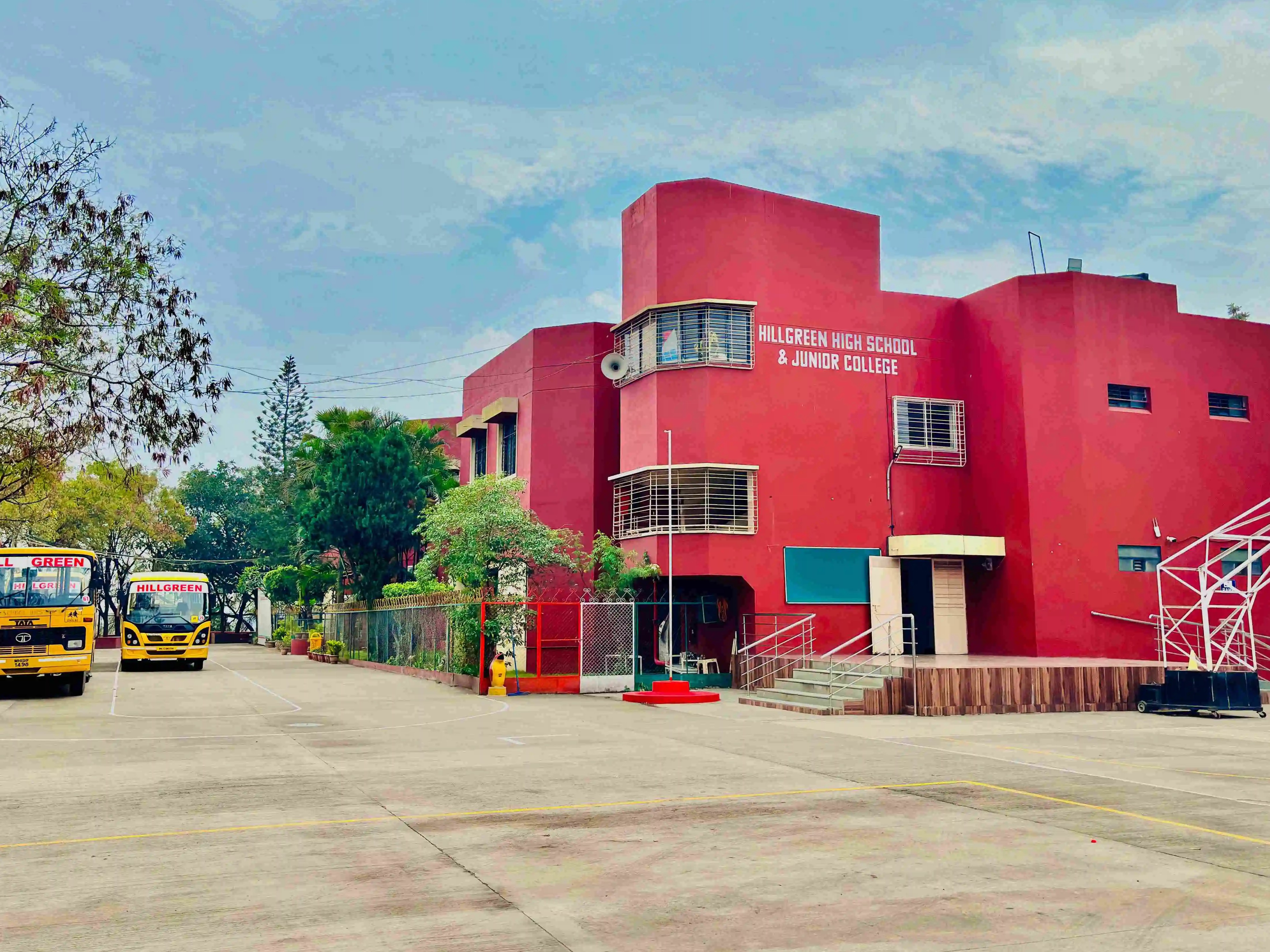 Hillgreen High School & Junior College — Undri campus