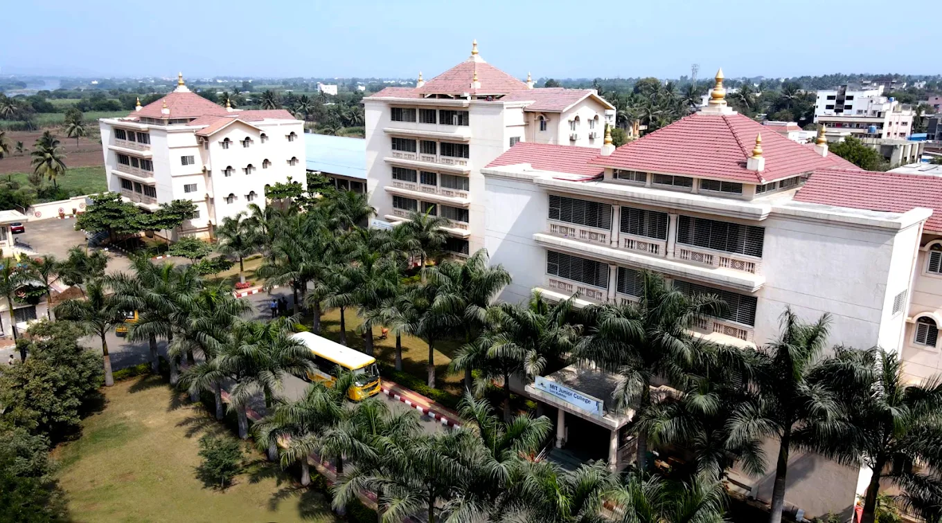 MAEER’s Vishwashanti Gurukul School — Loni Kalbhor campus