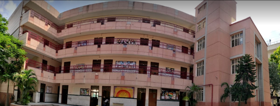 Rishabh Public School — Mayur Vihar Phase 1 campus