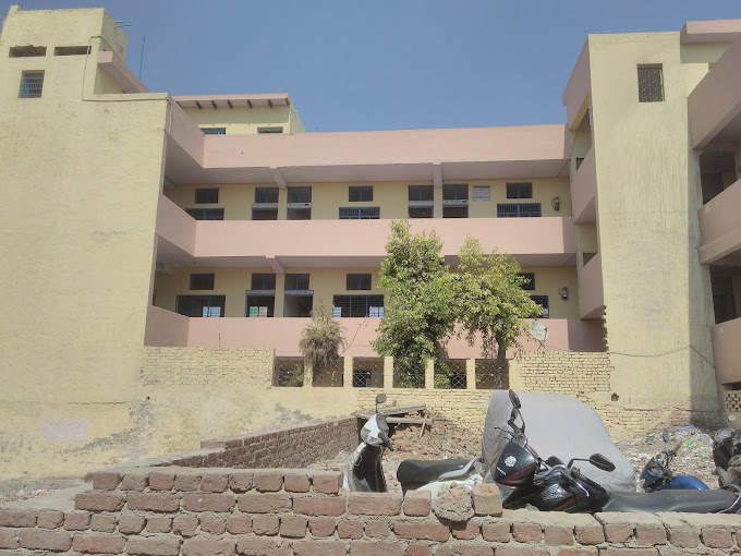 Hmp High School — Sector 23 campus