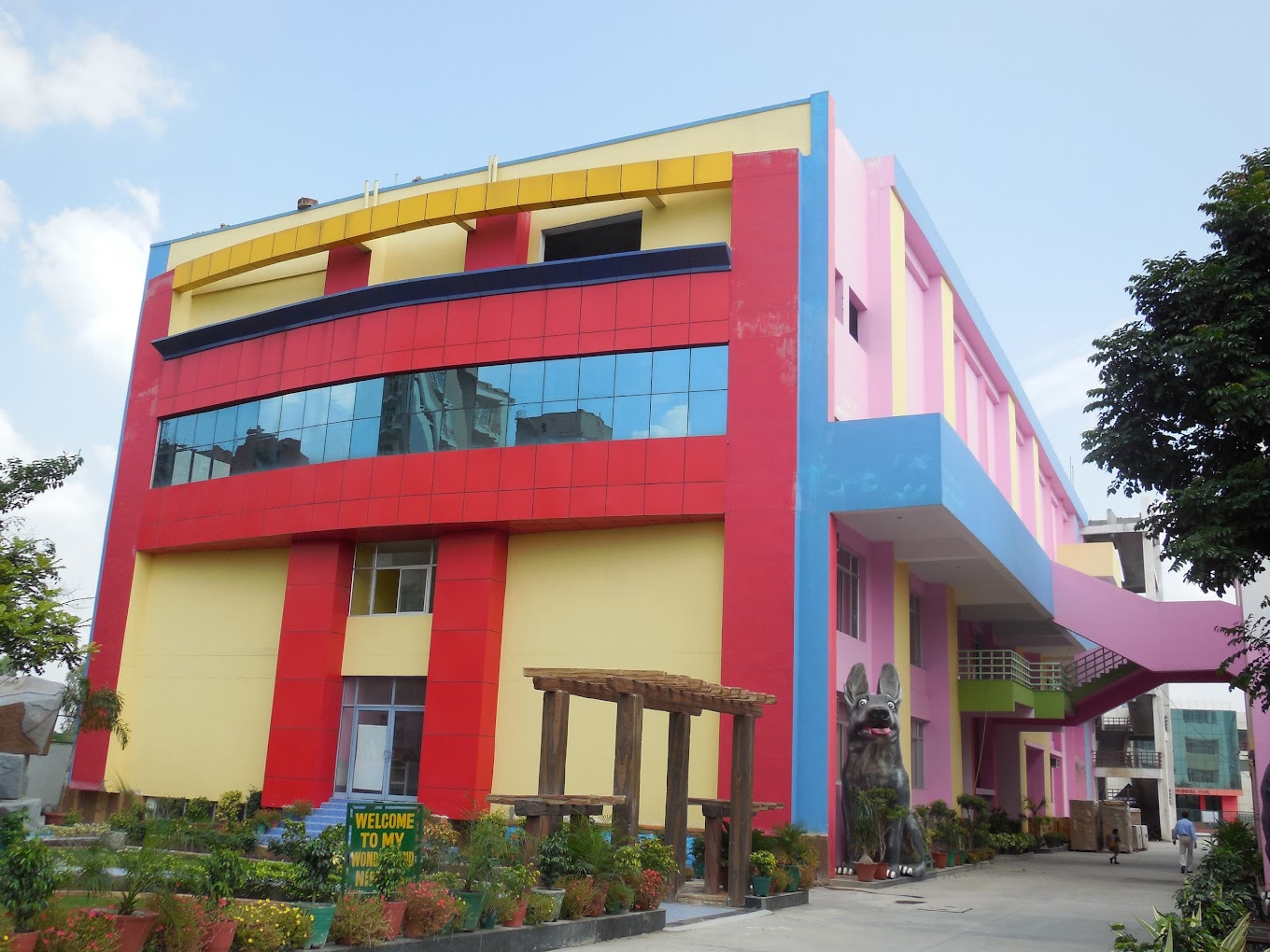 Bright Scholar Senior Secondary School — Thana Darwaja campus