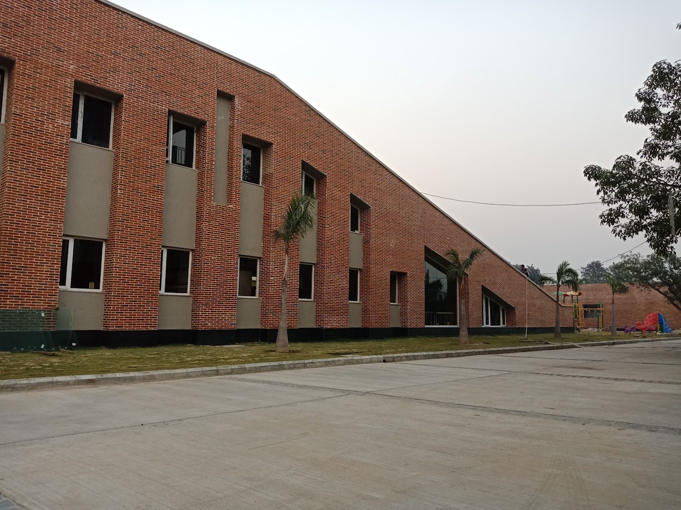Rishikul World Academy — Thana Darwaja campus