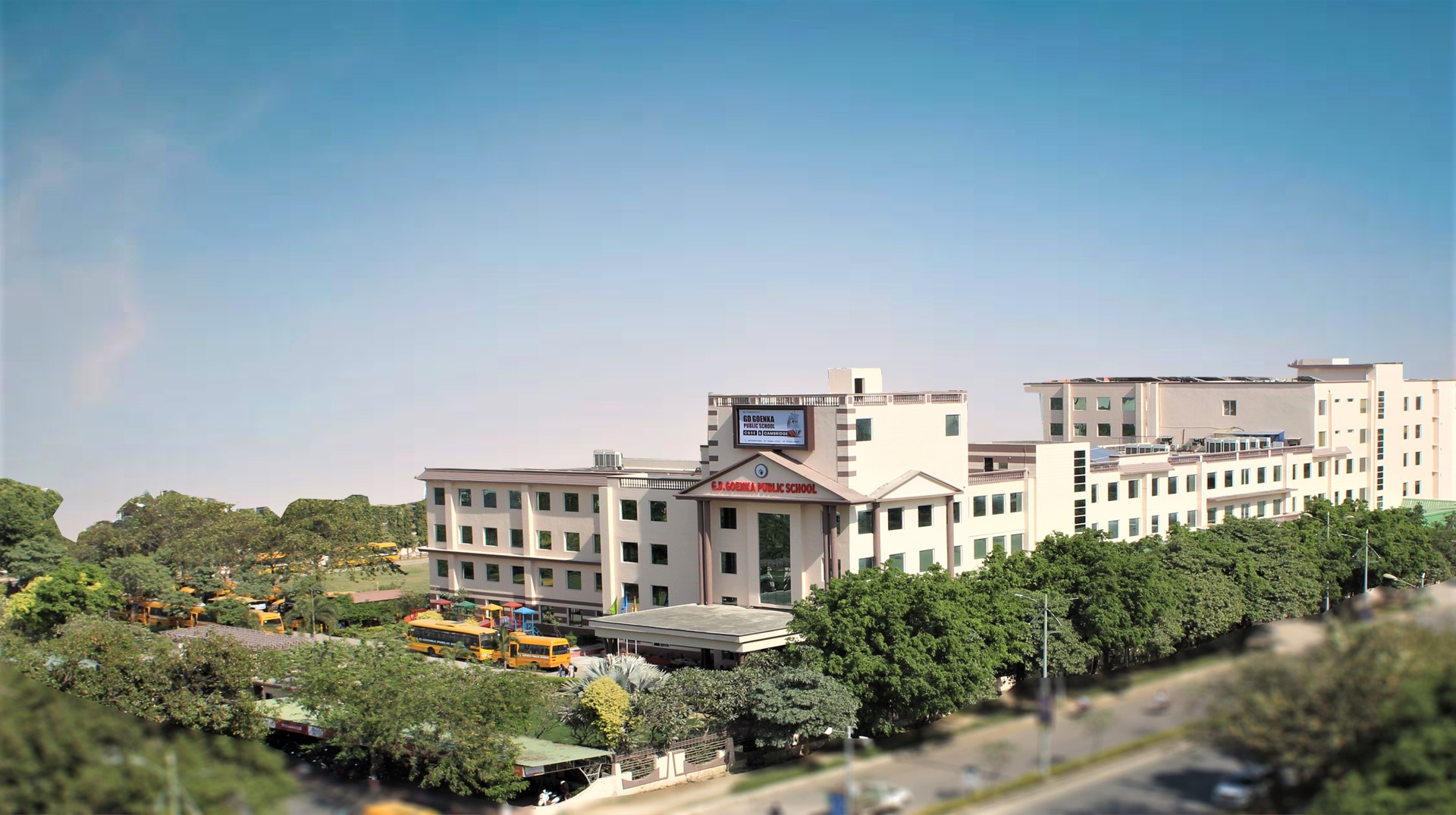 GD Goenka Public School campus