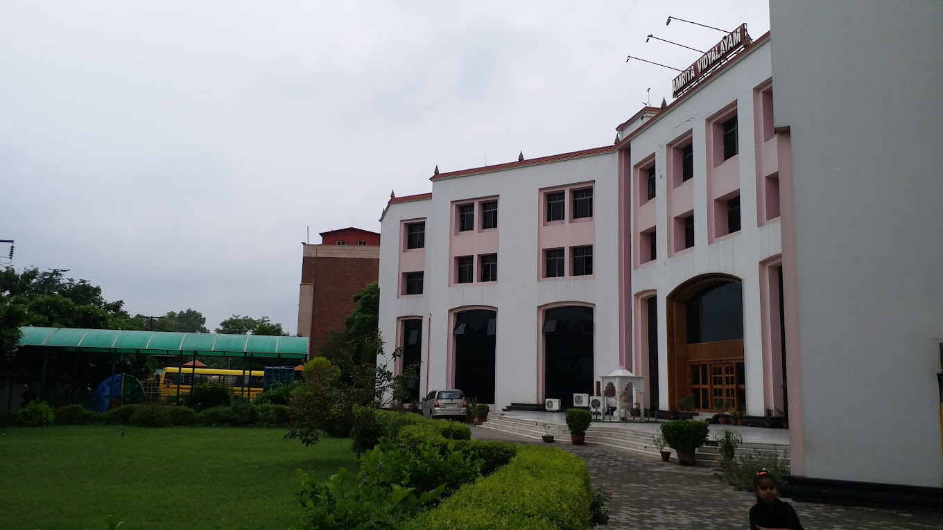 Amrita Vidyalayam — Pushp Vihar campus