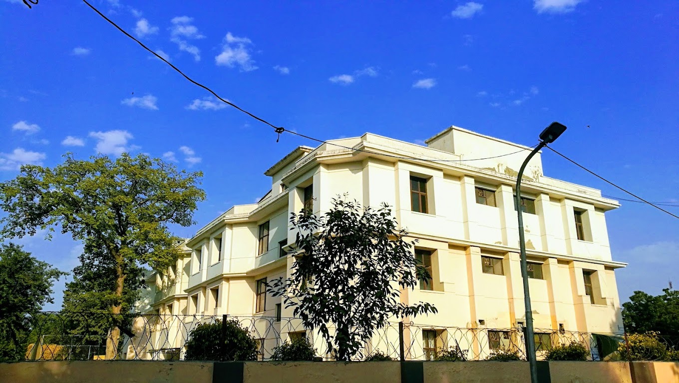 Jain Happy School — Gole Market campus