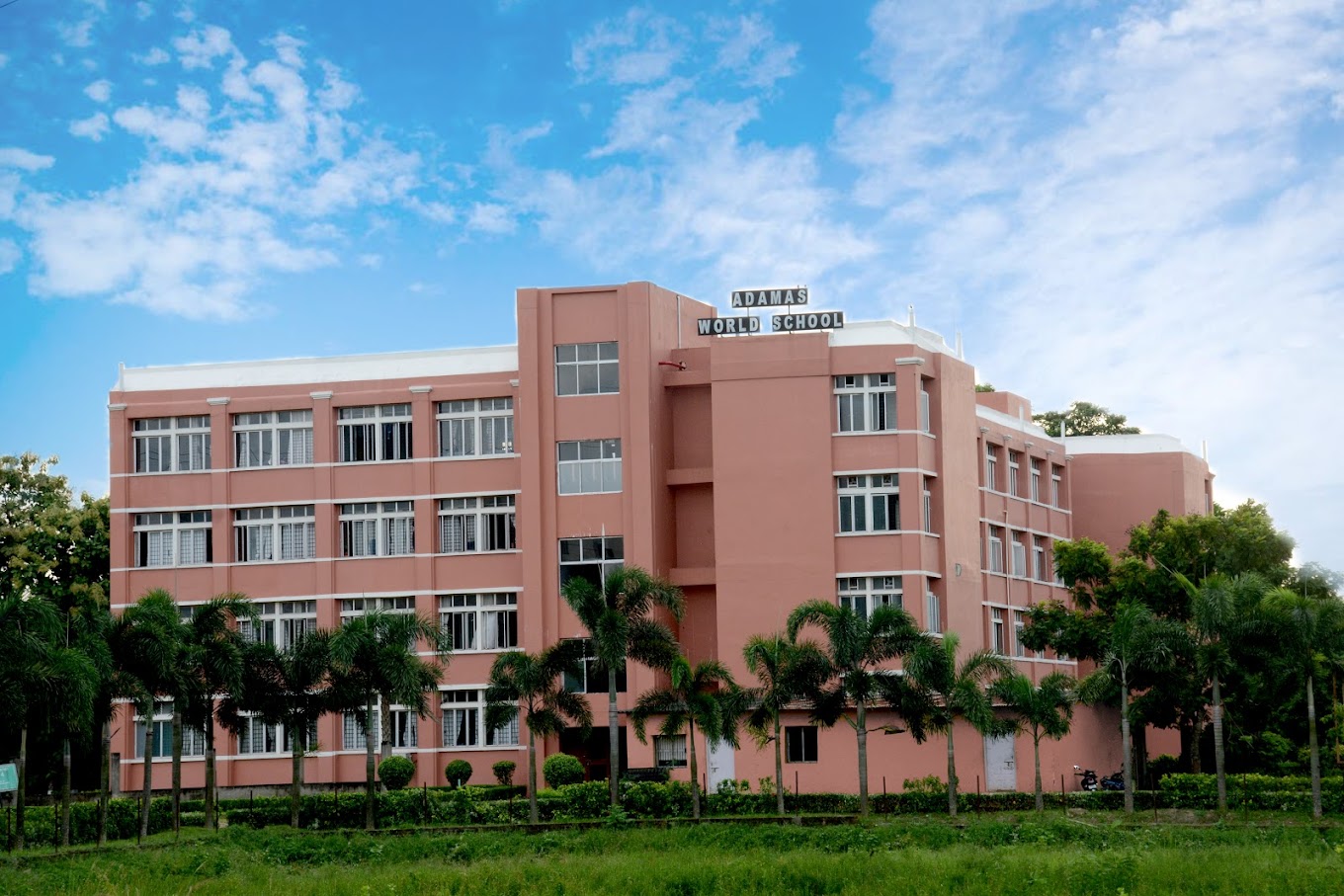 Adamas World School campus