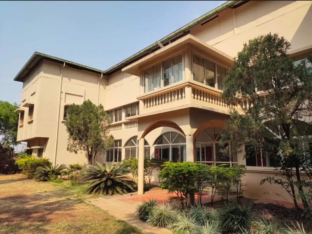 Codesh School campus