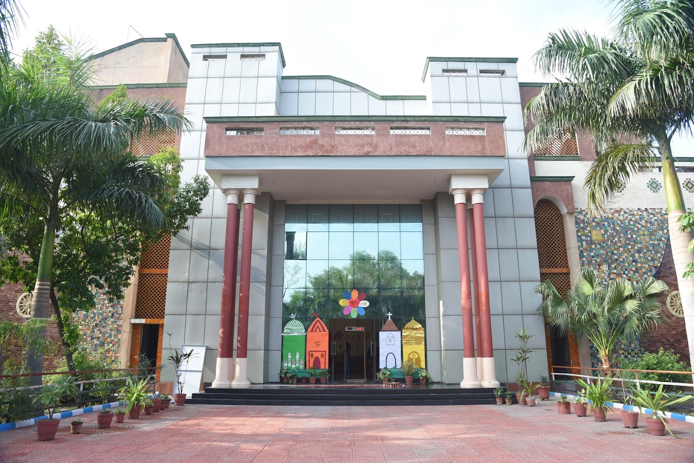 Dolphin Kids School — Gamma I campus
