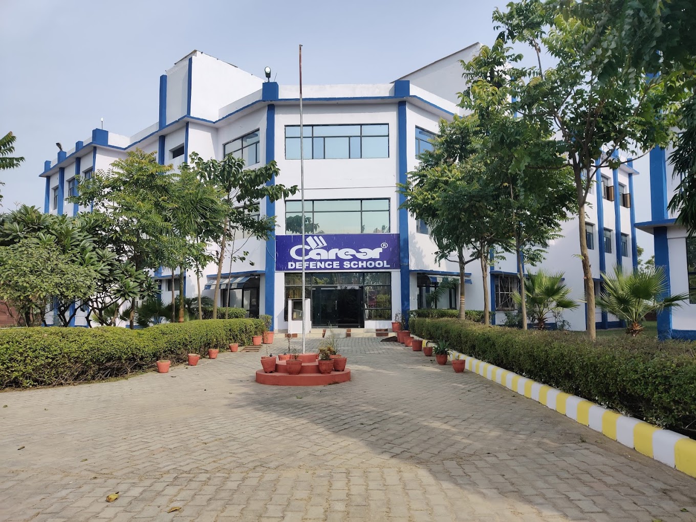 Career Defence School campus