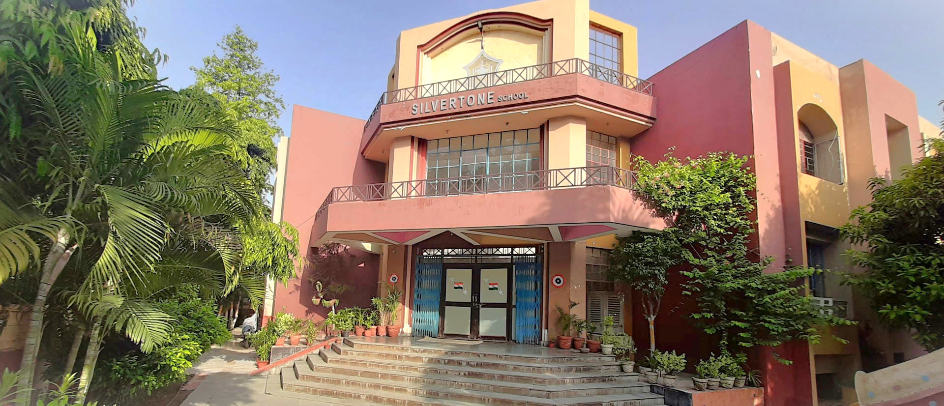 Silvertone School — Sector 47 campus