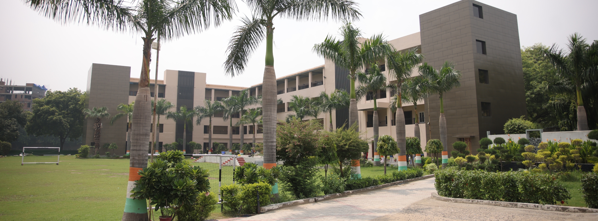 Yadu Public School — Sector 73 campus