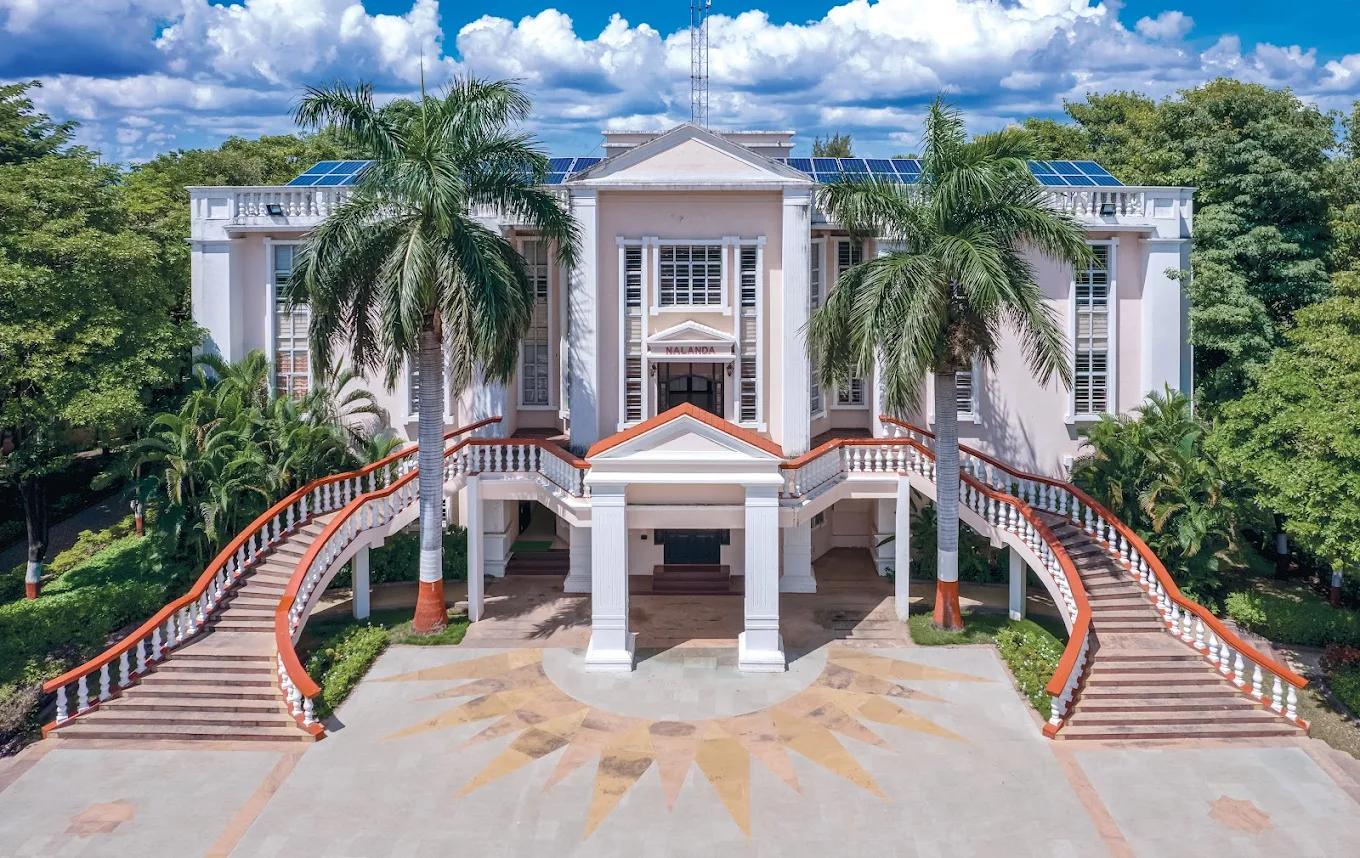 Dhruv Global School campus