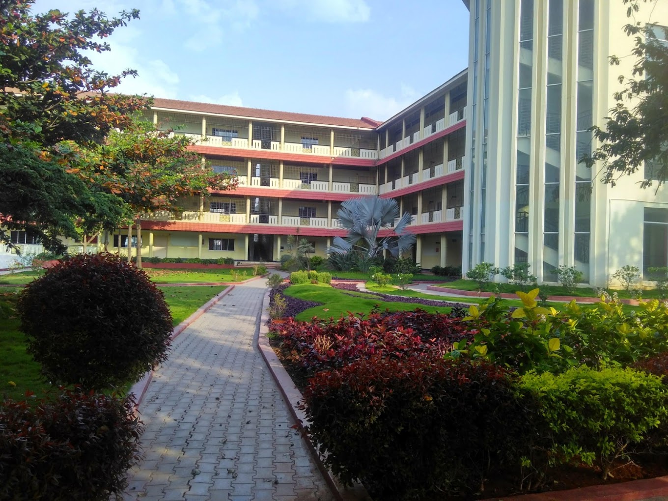 Lake Montfort School — Krishnarajapura campus