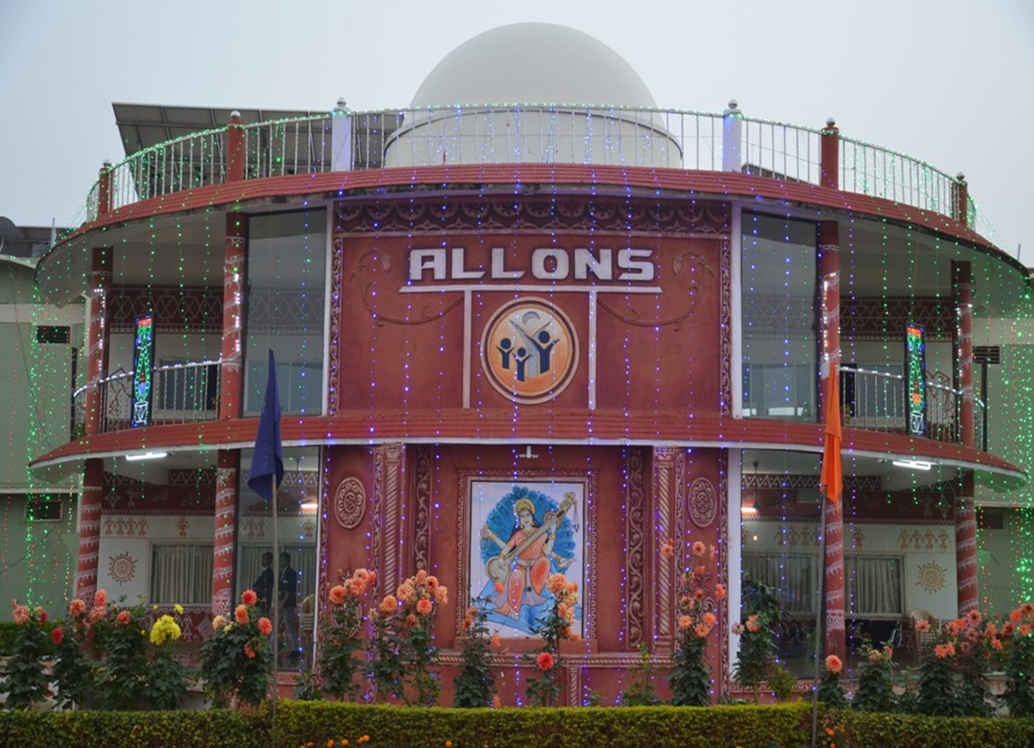 Allons Public School campus