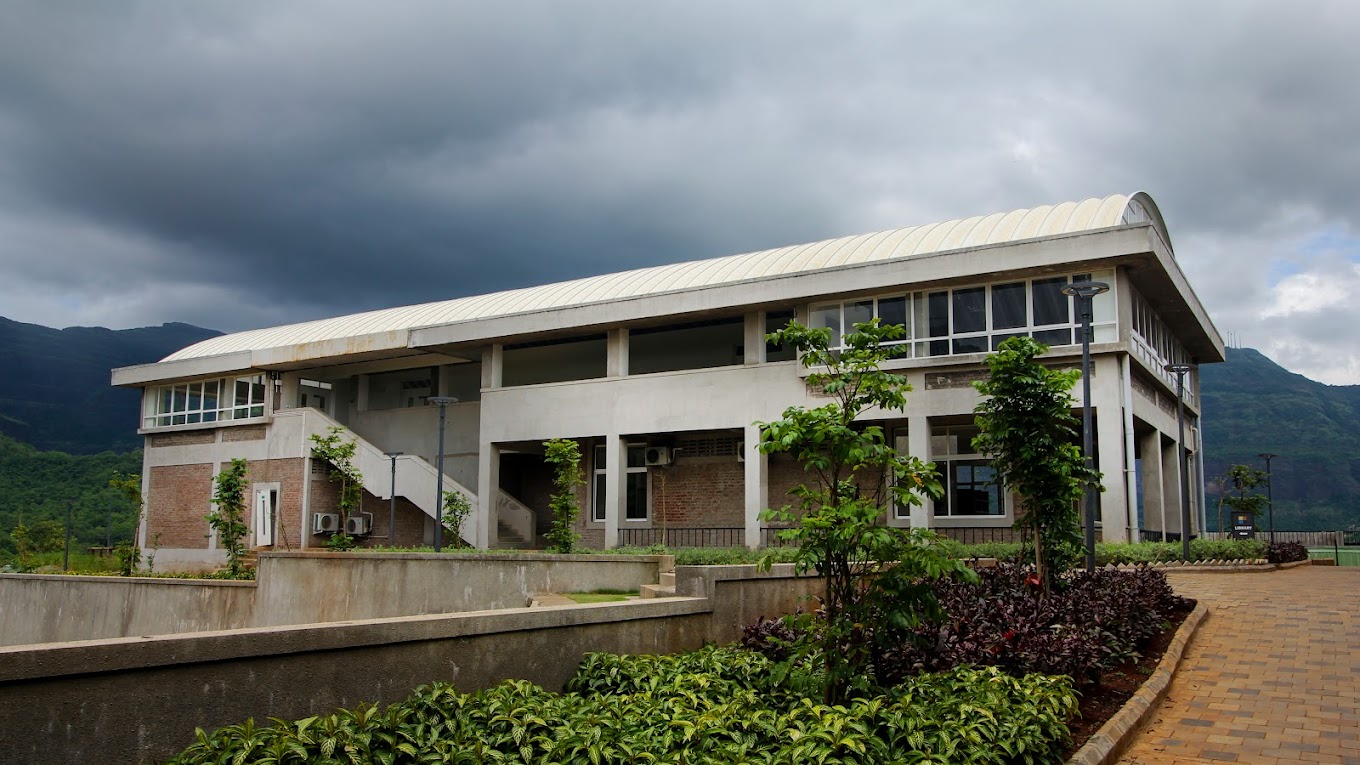 Vijaybhoomi Junior College campus