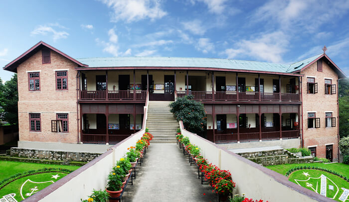 St. Edwards School campus