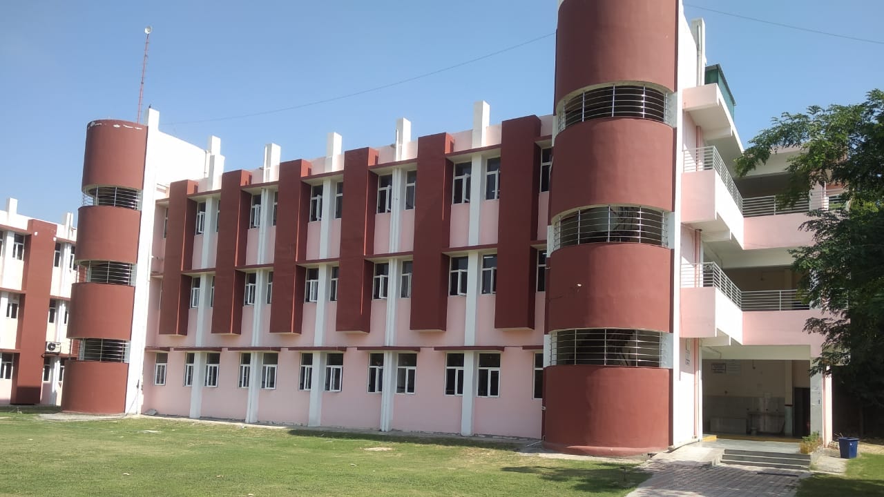 Delhi English Academy — Dwarka campus