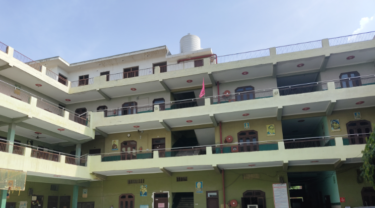 Green Meadows Public School — Karawal Nagar campus