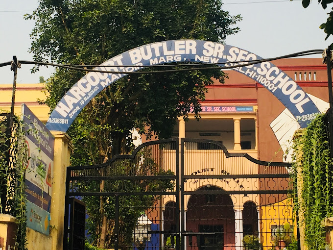 Harcourt Butler Senior Secondary School — Gole Market campus