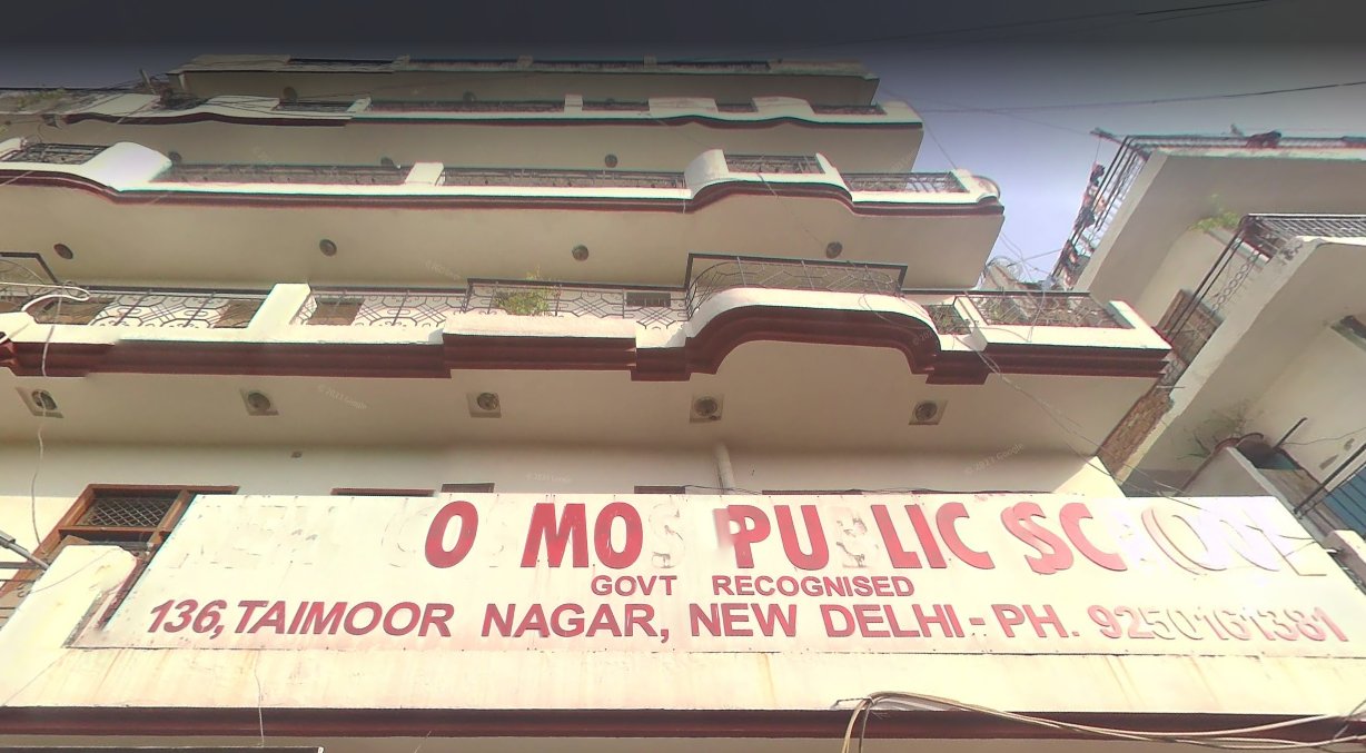 New Cosmos Public School — New Friends Colony campus