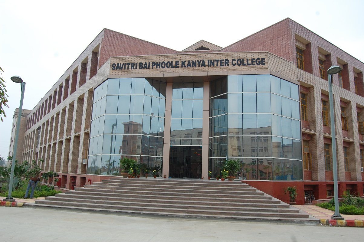 Savitri Bai Phule Balika Inter College — Kasna campus